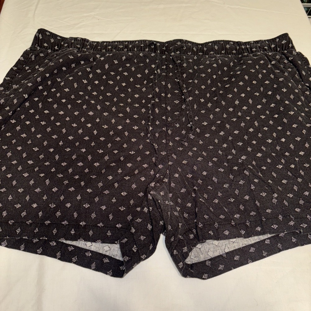 Old Navy Womens Xxl‎ Shorts Black Pattern Drawstring Above Knee